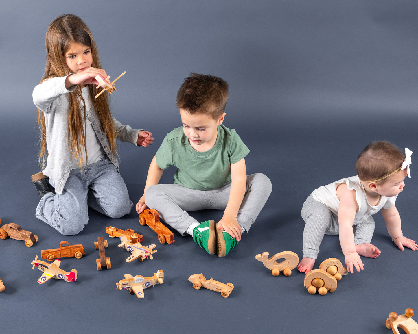 Montessori Educational Small Pink Wooden Pickup Truck for Toddlers 1–3 | Eco-Friendly Maple Wood Toy | Made in the USA 🇺🇸
