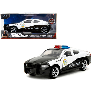 Jada 1:32 Die-Cast 2006 Dodge Charger Police Car, White, Metal, Model JAD33666, 2.5x5x1.75 inches, Perfect for
