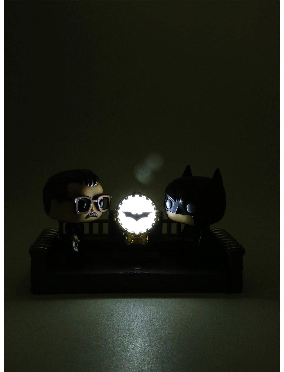 Funko Pop! Movie Moment: Batman 80th - Light Up Bat Signal, Standard Size, Vinyl, Multicolor, Model 37258
