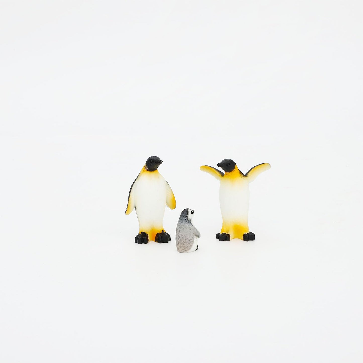 Onest 16 Pieces Mini Arctic Animals Figurines Set Polar Bear Figurines Plastic Arctic Animal Toy Small Polar Bear Seals Penguin