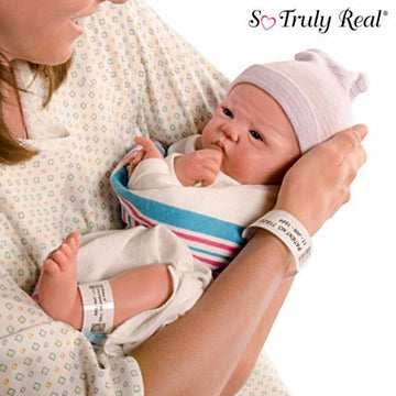 The Ashton-Drake Galleries Sandy Faber Welcome to The World Newborn Baby Girl Doll 18-Inches