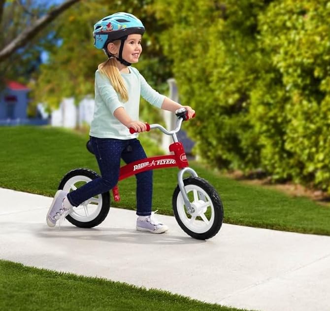 Radio Flyer 800X Glide And Go Age 2.5 To 5 Year Old Kids Balance Bike, Red