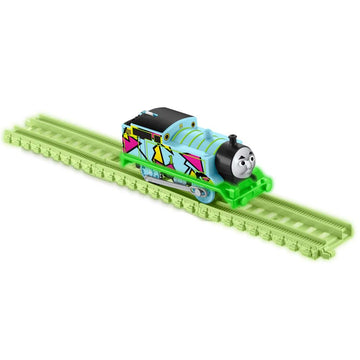 Thomas & Friends Hyper Glow Thomas Fvj73, Thomas The Tank Engine & Friends Glow In The Dark Trackmaster Engine, Multicolour