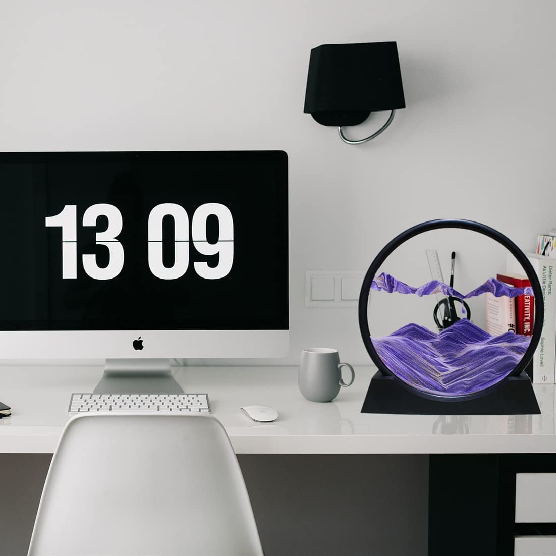 Moving Sand Art Picture, Round Glass 3D Deep Sea Sandscape In Motion Display, Flowing Sand Frame, Sensory Relaxing Desktop Home Office Work Desk Decor (7 Inch, Purple)