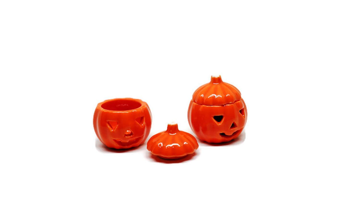 1shopforyou 2 Pcs Dollhouse Miniatures Ceramic Halloween Pumpkin Carved Jack-O-Lantern