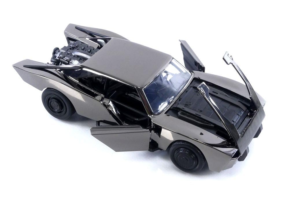 Jada Toys Batmobile SDCC 2022 1:24 Scale with Batman Diecast Vehicles, Chrome Black