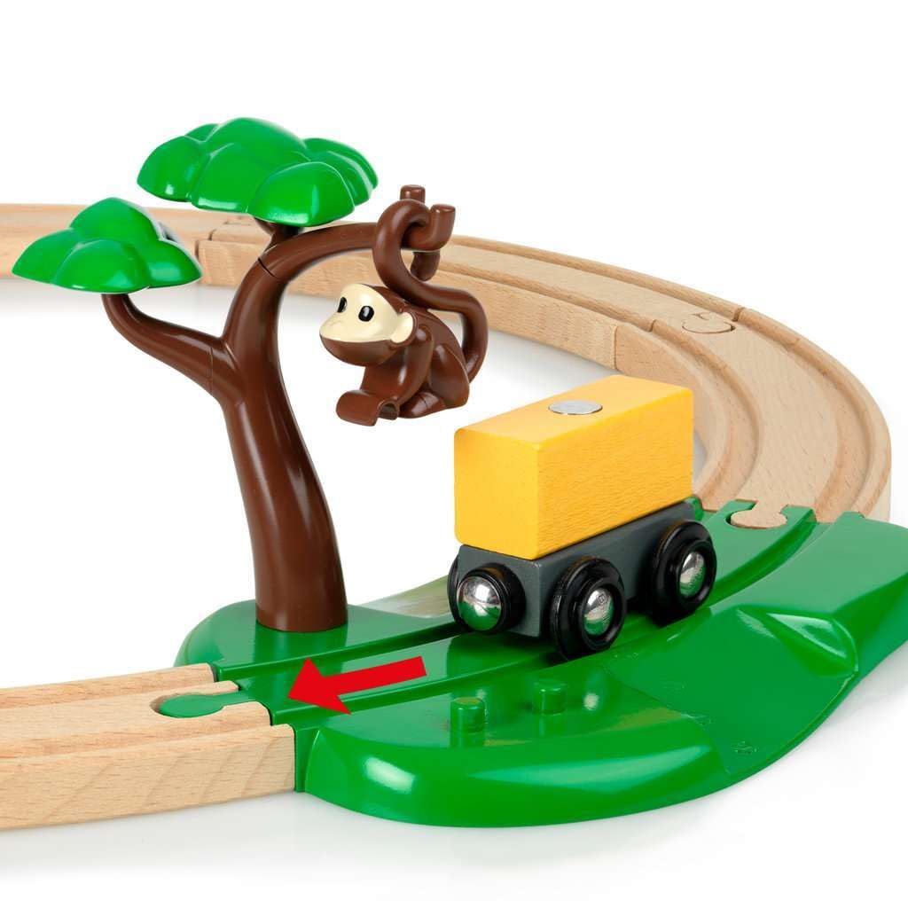 Brio World - 33720 Safari Railway Set - Imaginitive Wooden Toy Train Set For Toddlers | Creative Play | Expansion Compatible |Safety Tested | Ideal For Kids Age 3 And Up