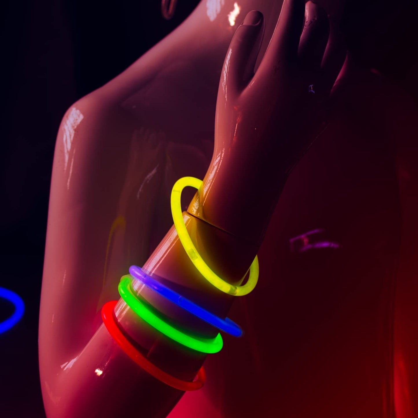 Crown Display Halloween Glow Stick Bracelets In Bulk 1000 Pk - 8 Inch! Halloween Glow In The Dark Bracelets Halloween Party Supp