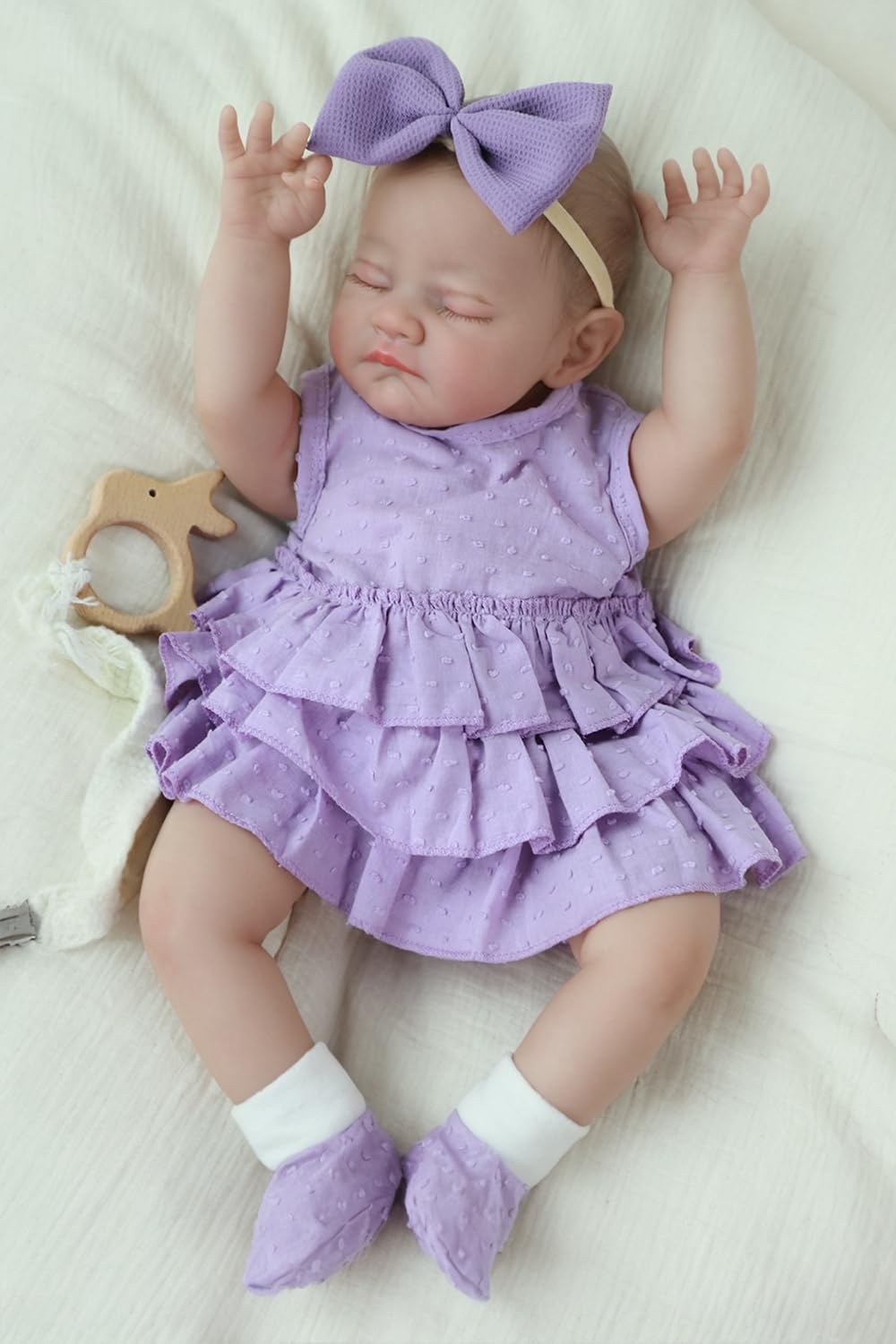 Wooroy Realistic Reborn Baby Dolls Girl - 20 Inch Lifelike Newborn Doll Real Life Weighted Soft Cloth Body With Gift Box Accesso