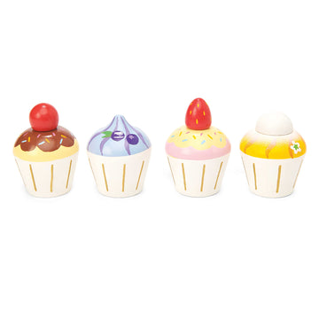 Le Toy Van - Adorable Honeybake Petit Four Cupcakes | Childrens Wooden Food Pretend Toy Cakes | Birthday Cake Or Afternoon Tea R