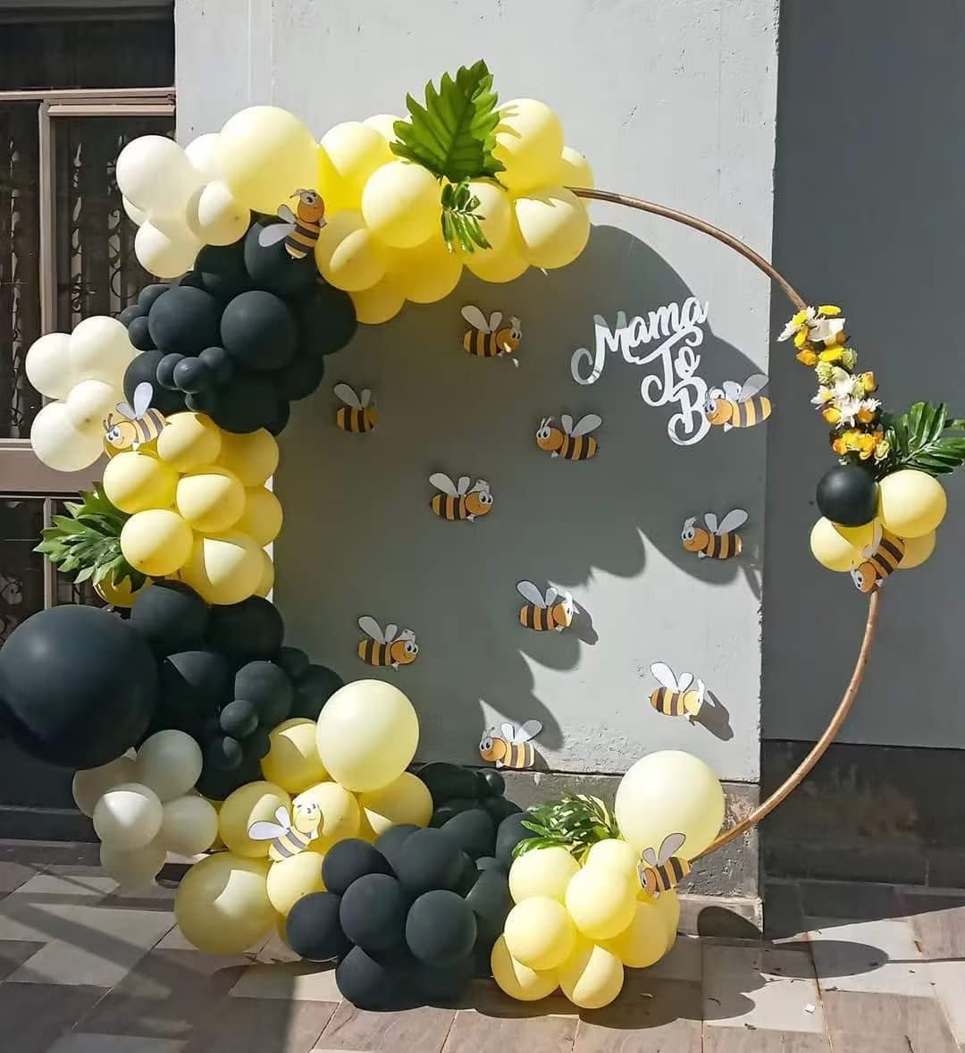 Black And Yellow Balloon Arch Kit, 100Pcs Black And Yellow Balloon Garland Kit, Black And Yellow Balloons Different Sizes 18/12/10/5 Inch For Baby Shower Birthday Bee Bumblebee Themed Party Decoration