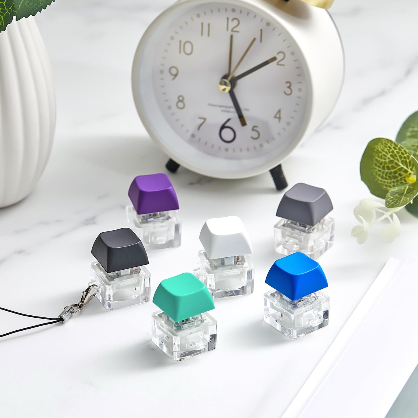 Taiyin 6 Pcs Keyboard Fidget Toy Fidget Clicker Keyboard Keychain Decompression Toys Button Stress Relief Gifts for mature-themed to Relief Stress Pass The Time(Simple Colors)