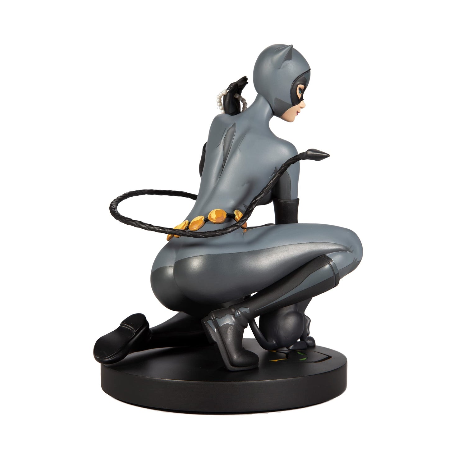 Mcfarlane Toys - Dc Direct - Dc Designer Series Catwoman By Stanley Artgerm Lau (Resin)