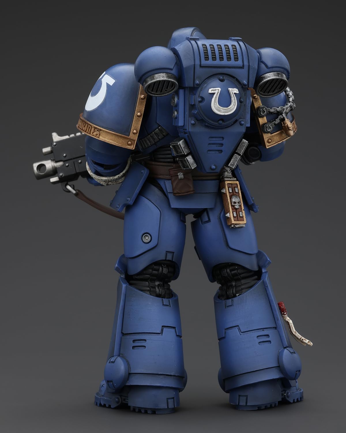 Joytoy Warhammer 40K Genuine License 1:18 Action Figure, Space Marine 2, Uitramarines Brother Chairon, 5.03 Inch Collectible Act