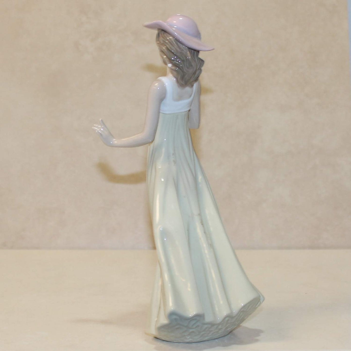 Lladro Nao Collectible Porcelain Figurine: Gentle Breeze - 10' Tall - Girl/Young Lady