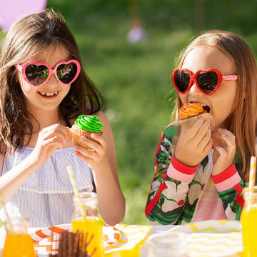 7 Pack Kids Toddler Heart Shape Sunglasses Party Favor Supplies For Girls Boys (Neon Colors)