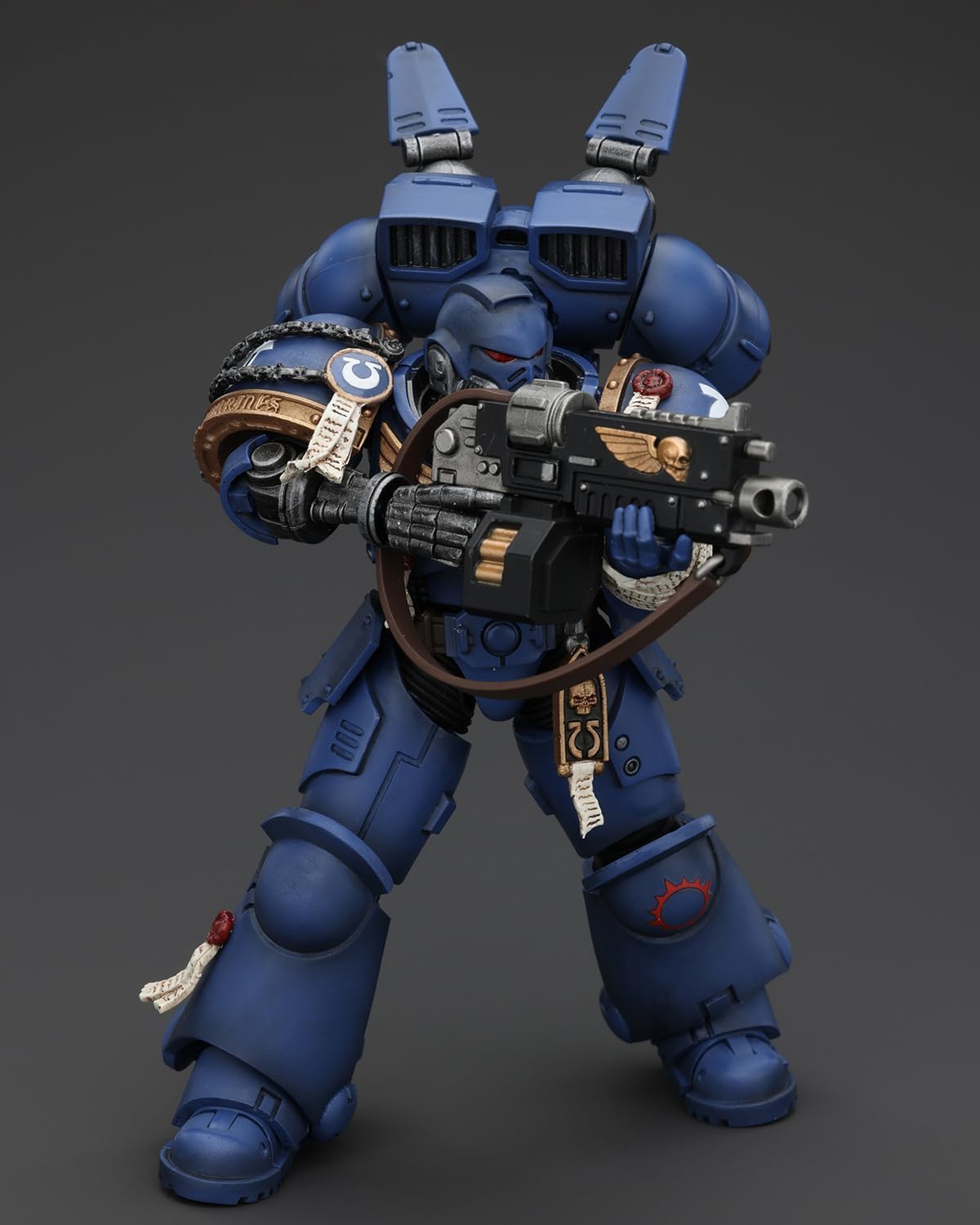 Joytoy Warhammer 40K Genuine License 1:18 Action Figure, Space Marine 2, Uitramarines Brother Chairon, 5.03 Inch Collectible Act