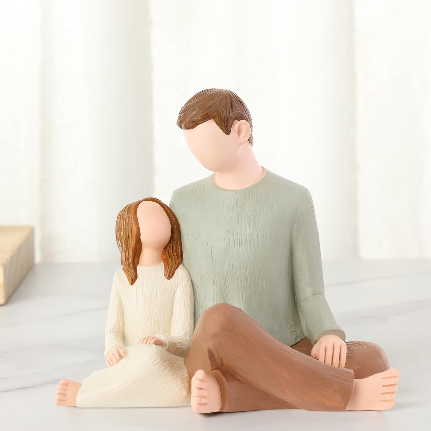 Hensonever Father And Daughter Figurines, Dad Daughter Statues, Sculpted Hand-Painted Figures Gifts For Father’S Day Anniversary Birthday