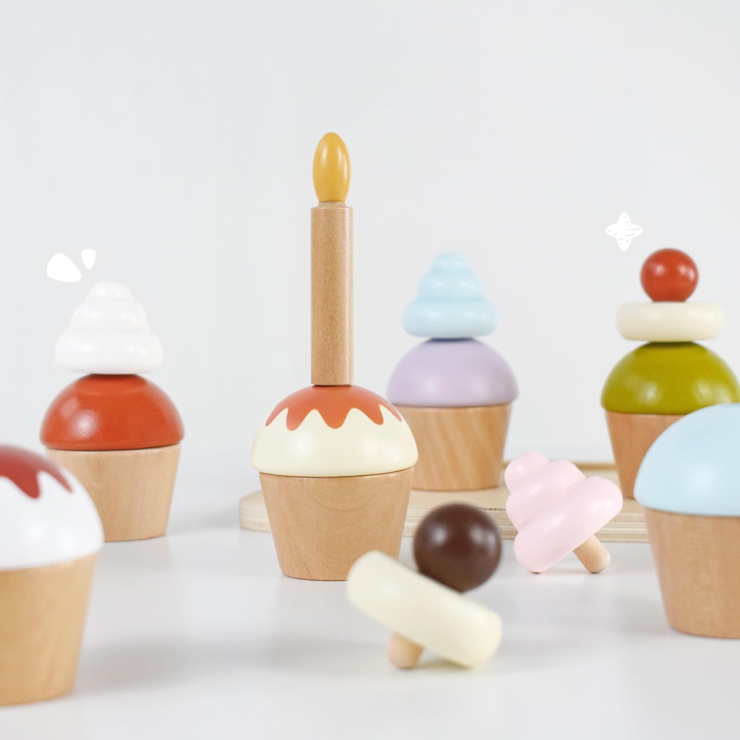 Pillowhale Wooden Cupcakes Toy,Kids Kitchen Playset,Pretend Play Food with Menu,Birthday Cake Toy for Toddlers Boys Girls Ages 3