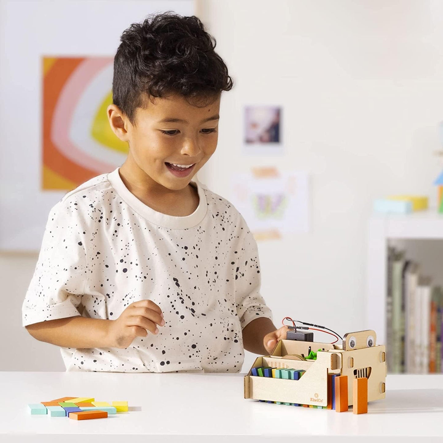 Kiwico - Domino Machine, Wooden Domino Set For Family Games With 100 Dominoes And Wood Domino Robot, For Kids Ages 9+