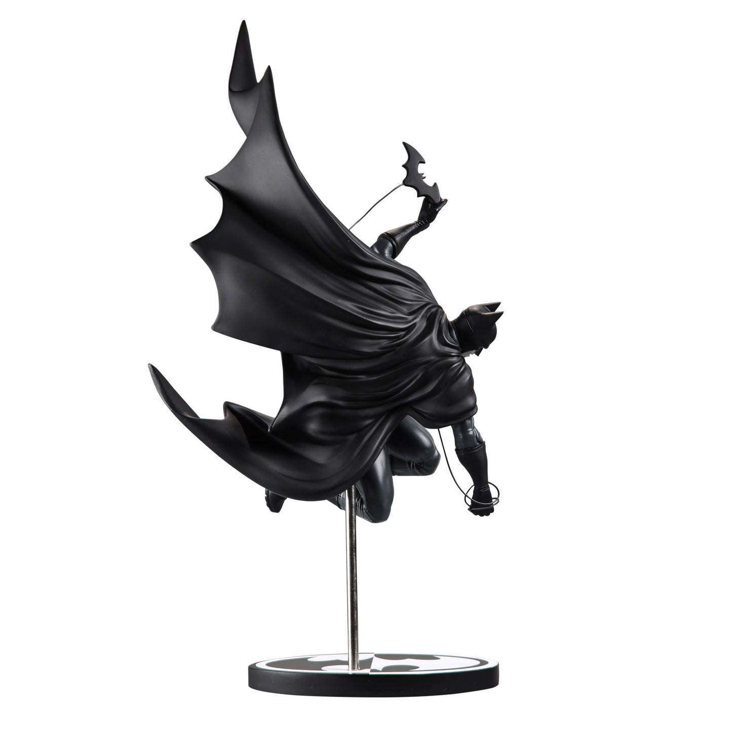 Mcfarlane Toys - Dc Direct Batman By Inhyuk Lee (Batman Black & White) 1:10 Scale Resin Statue