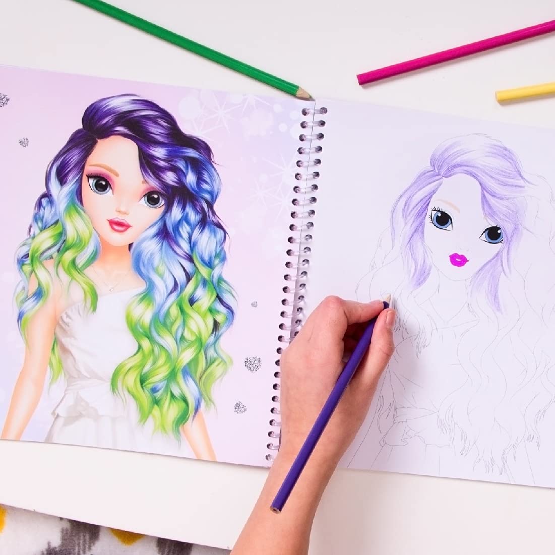 Bscool - Drawing, Coloring & Activity Book. Create Hairstyles With Stickers And Guides. Fashion Design Sketchbook For Kids 5 And