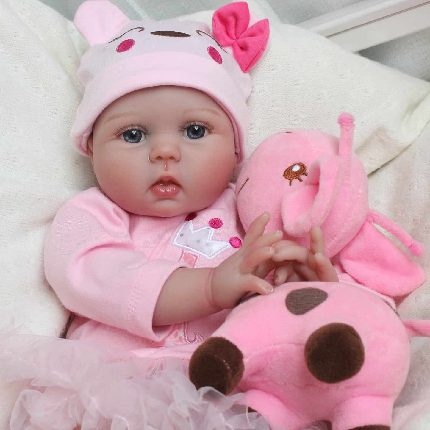 Charex Realistic Reborn Baby Dolls, Real Looking Lifelike Doll For Girls, 22 Inch Handmade Weighted Newborn Silicone Baby Doll With Accessories, Toy Gifts For Kids Age 3+