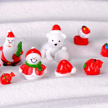 Amosfun 18Pcs Christmas Miniature Decorations Mini Santa Snowman Figurine Xmas Fairy Garden Accessories Winter Holiday Party Favors Centerpieces (Random Style)