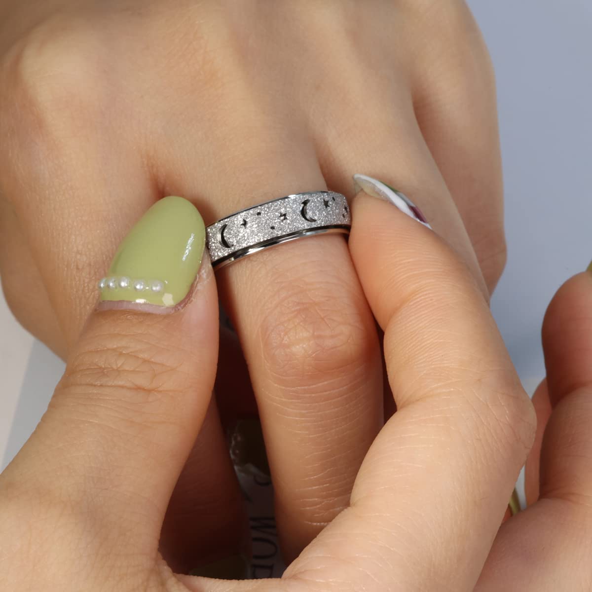 Mhwtty Anxiety Ring For Women Fidget Ring Spinner Rings For Anxiety Fidget Rings For Anxiety For Women Anxiety Toys Anxiety Relief Toys Gift For Women Men (Silver_A, 10)