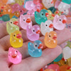 100pcs Luminous Mini Ducks,15 mm Dollhouse D cor Resin Ducks Glow in The Dark for Aquarium Decor Micro Fairy Garden Landscape H