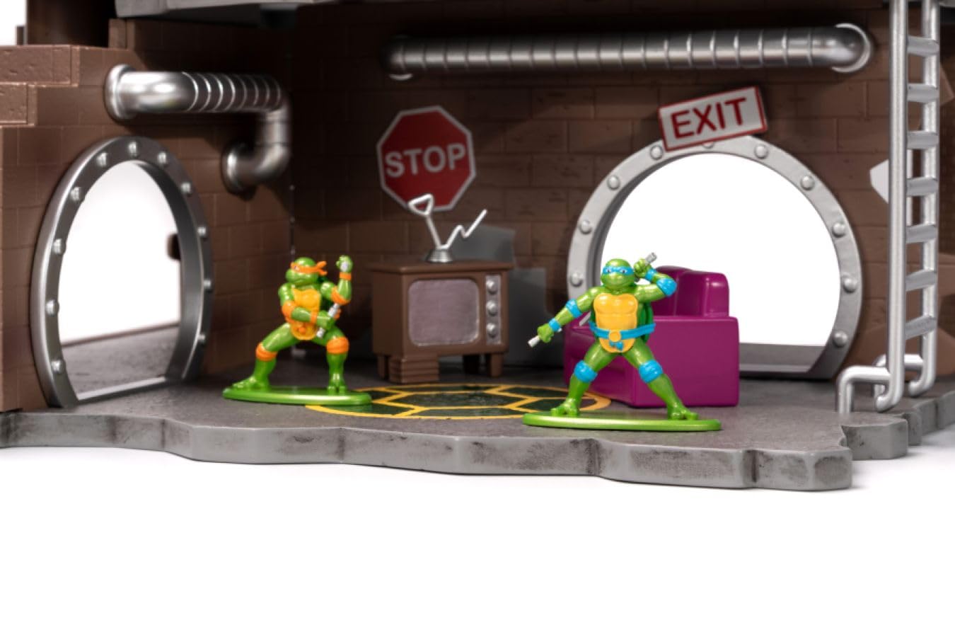 Jada Toys Teenage Mutant Ninja Turtles Turtle Lair Nano Scene with Die-Cast Figures, Plastic, Model JAD34679, Color: Nano Scene Lair