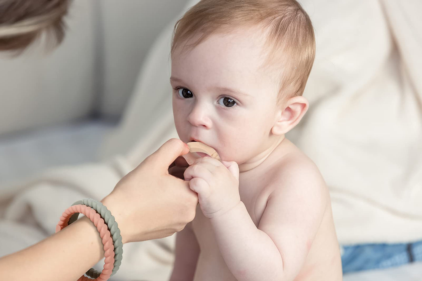 Socub Silicone Baby Teether Toy, 4 Pack Bpa Free Soft Silicone Teether Bracelets For 3+Month Babies, Wearable As Bracelets, Baby Chew Toy (Sand/Light Grey/Dusty Lilac/Power Rose)