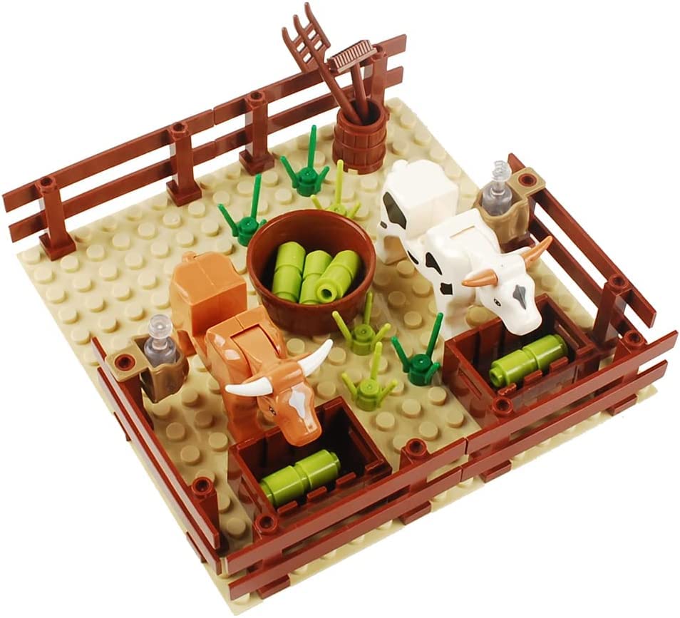 Baenrcy 4Pcs Cow Animal Building Blocks Animal Building Bricks Kit Diy Building Set Compatible All Major Brands (Cow)