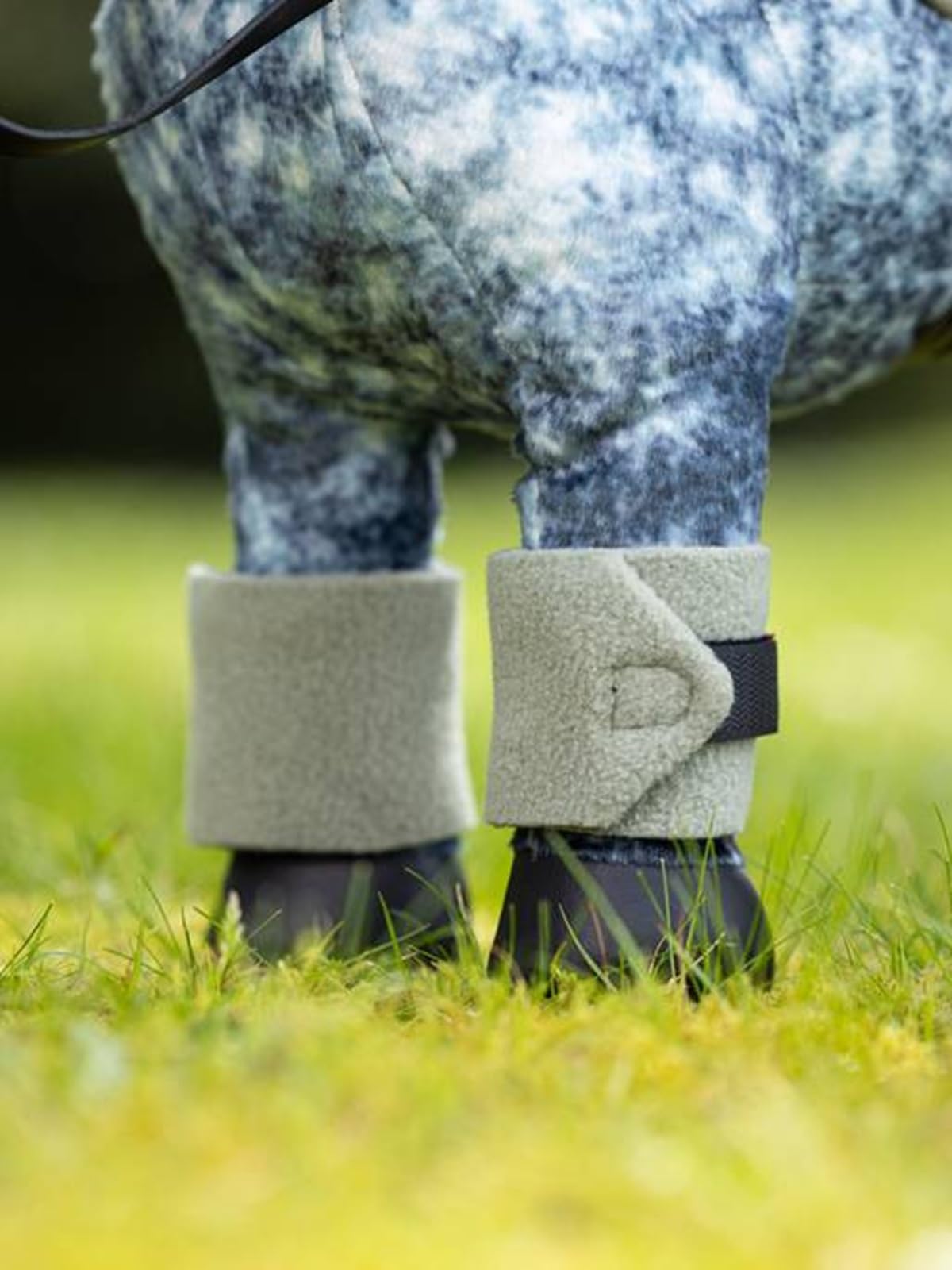 LeMieux Toy Pony Bandages for Toy Pony - Fleece - Simple Fastening - Suitable for Ages 3 Years + - Apricot