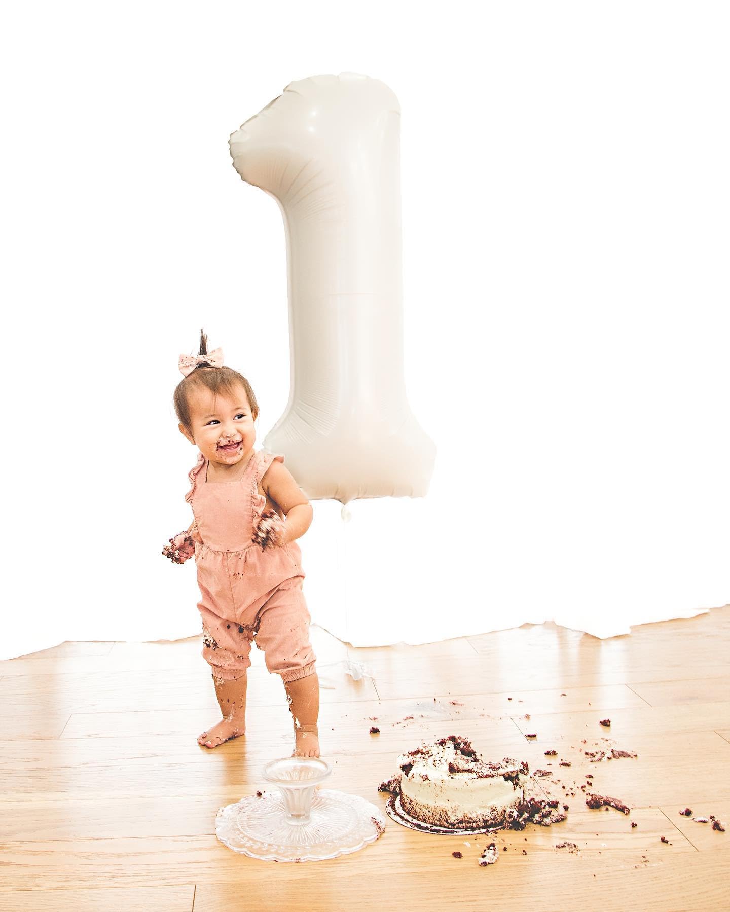 Cream Number 1 Balloon For First Birthday 40 Inch, 1St One Number Balloons Birthday Decorations For Girl Boy Toddler Baby