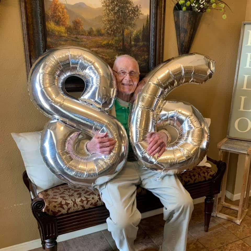 18 Balloon Number, Silver Number 18Th Birthday Balloons 40 Inch, 18 Years Old Silver Birthday Decorations For Boys Girls, 18Th A