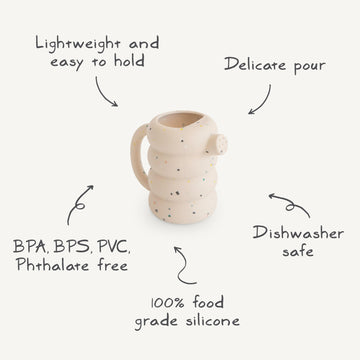 mushie Silicone Watering Can | | Bath and Outdoor Play for Toddlers 10 Months+ (French Blue)