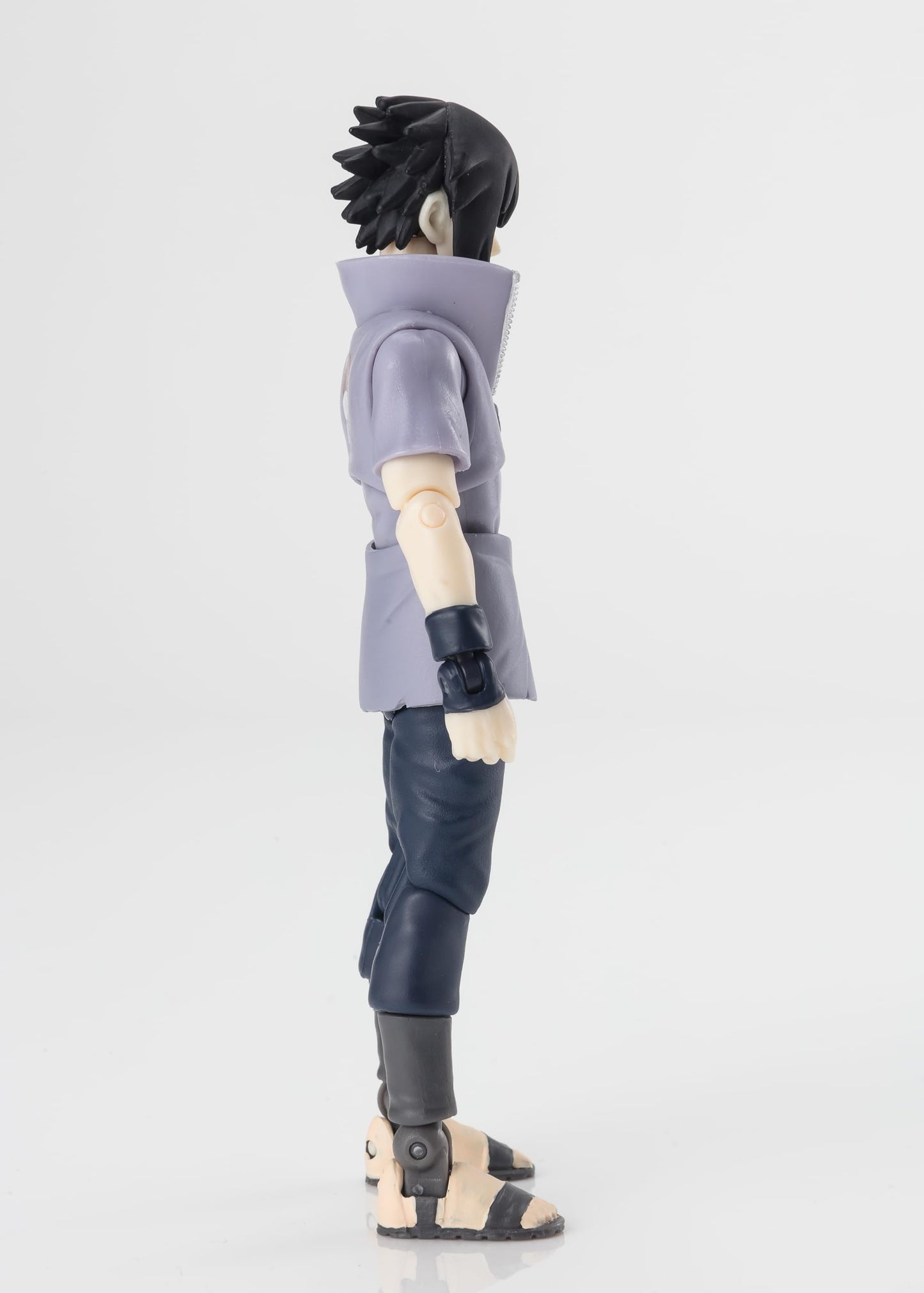 BANDAI NAMCO Sasuke Uchiha Action Figure - Ultimate Legends 5" Plastic Collectible (The Final Valley) Model 87538