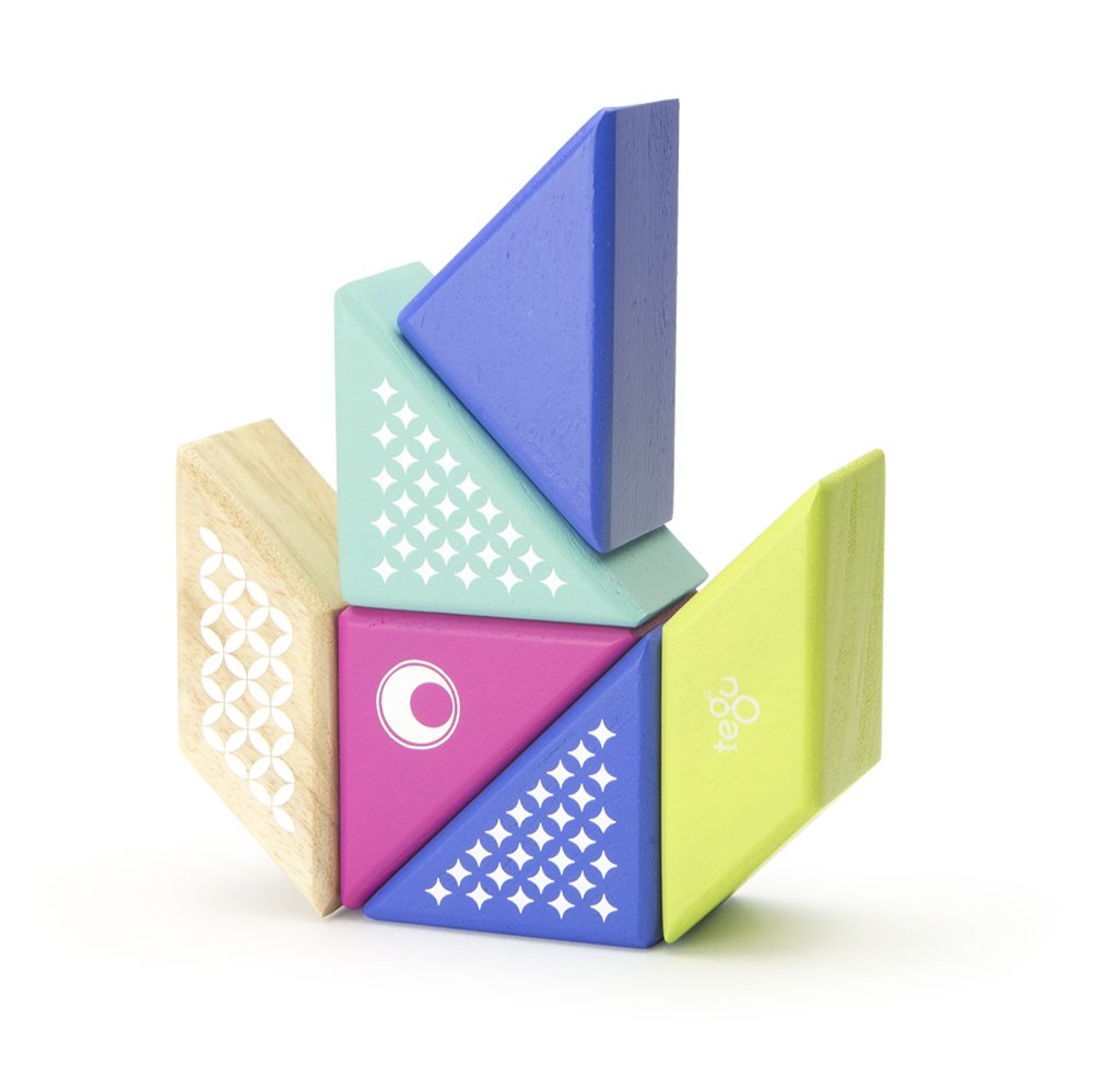 6 Piece Tegu Travel Pal Magnetic Wooden Block Set, Hummingbird