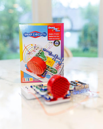 Snap Circuits FM Radio Kit - Electronics Discovery Kit, Blue, Model SCP-02, Plastic Material