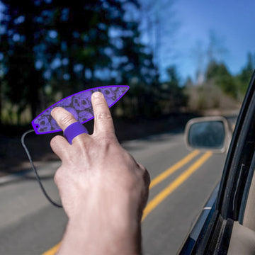 Juniqute Finger Surfboard-Mini Surfboard For Kids And Surfers With Eye-Catching Graphic Design And Receive Bag (3 Pcs Black+Whit