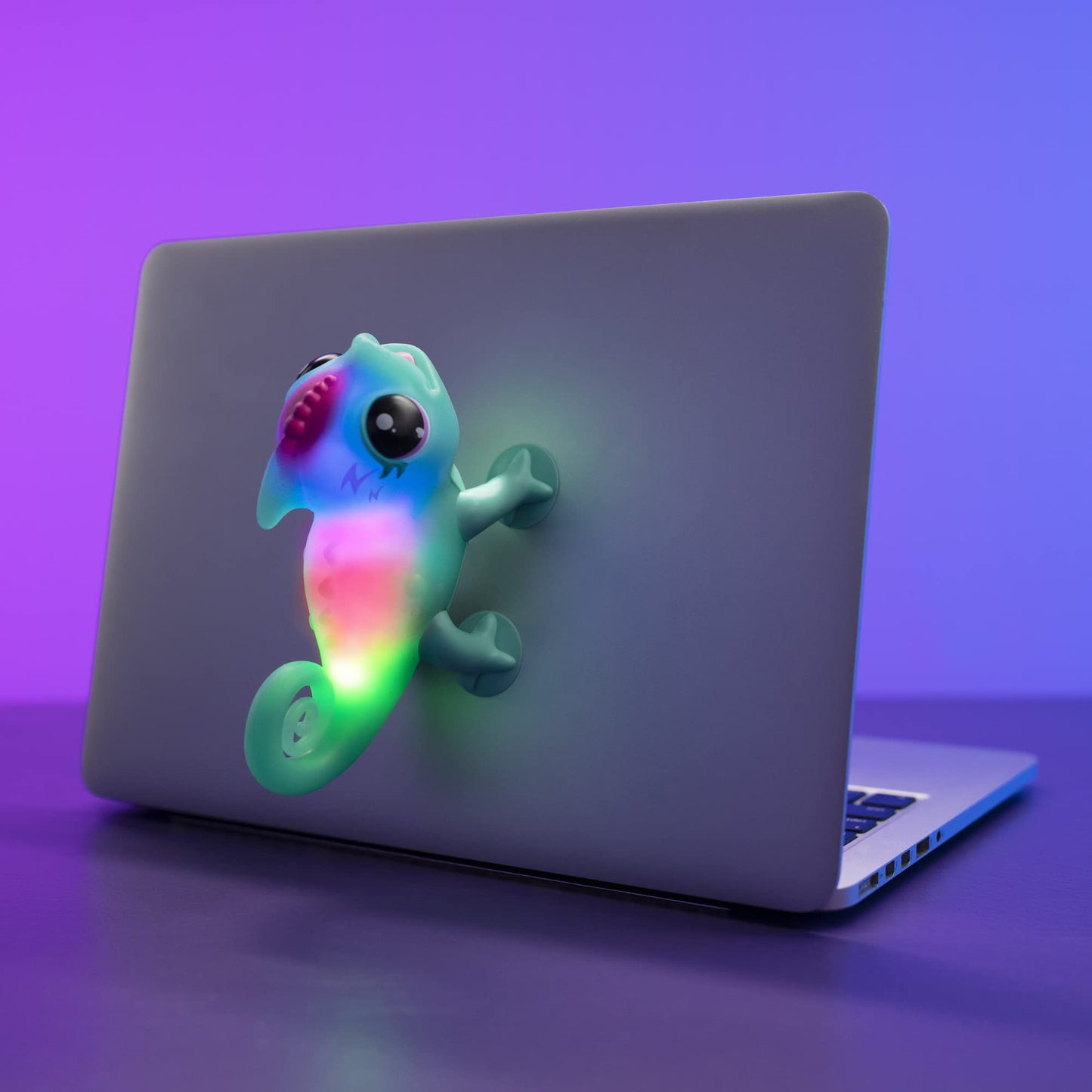 Little Live Pets - Sunny The Bright Light Chameleon Interactive Color Change Light Up Toy, 30+ Sounds & Emotions, So Many Moods, Repeats Back, Beat Detection (Batteries Included, For Kids Ages 5+)