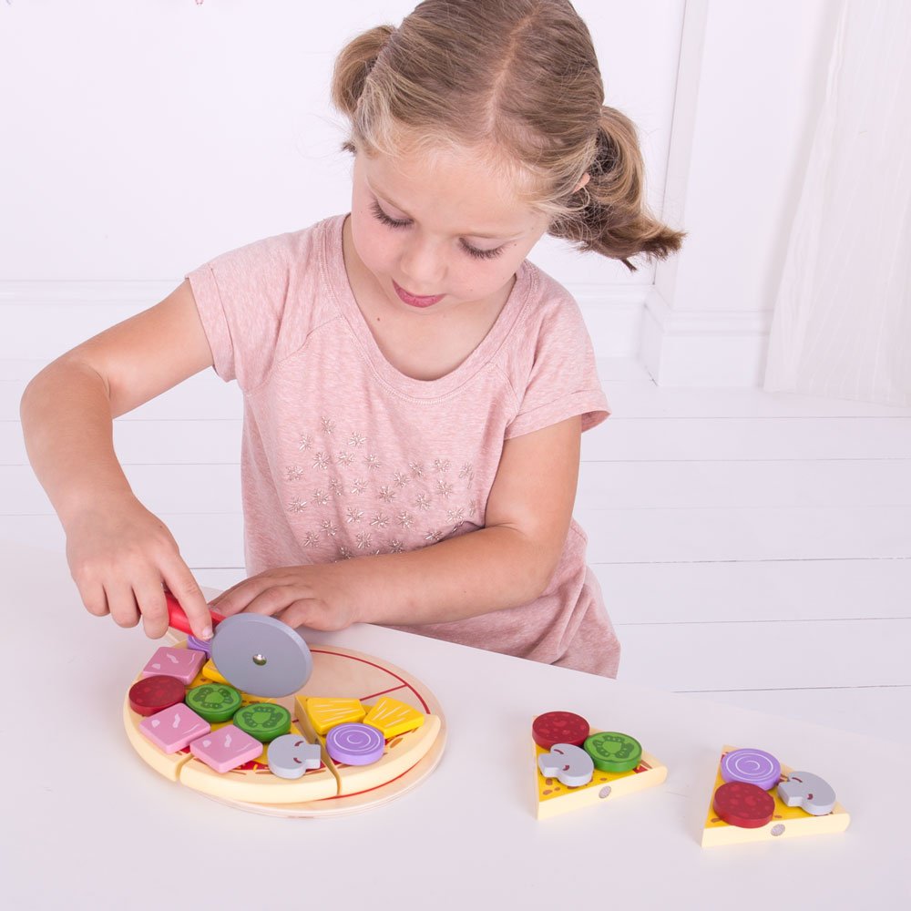 Bigjigs Toys Wooden Cutting Pizza with Wooden Toppings and Pizza Slicer - Play Food and Role Play for Kids