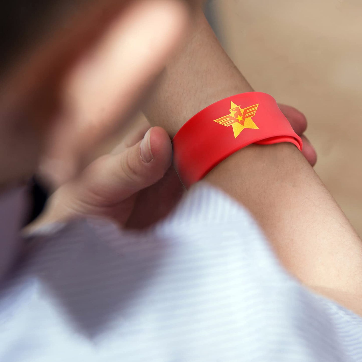 Mizzuco Dress Up Capes For Kids Superhero Cloak With Mask And Waistband Halloween Costumes And Party Dress Up(Yellow)