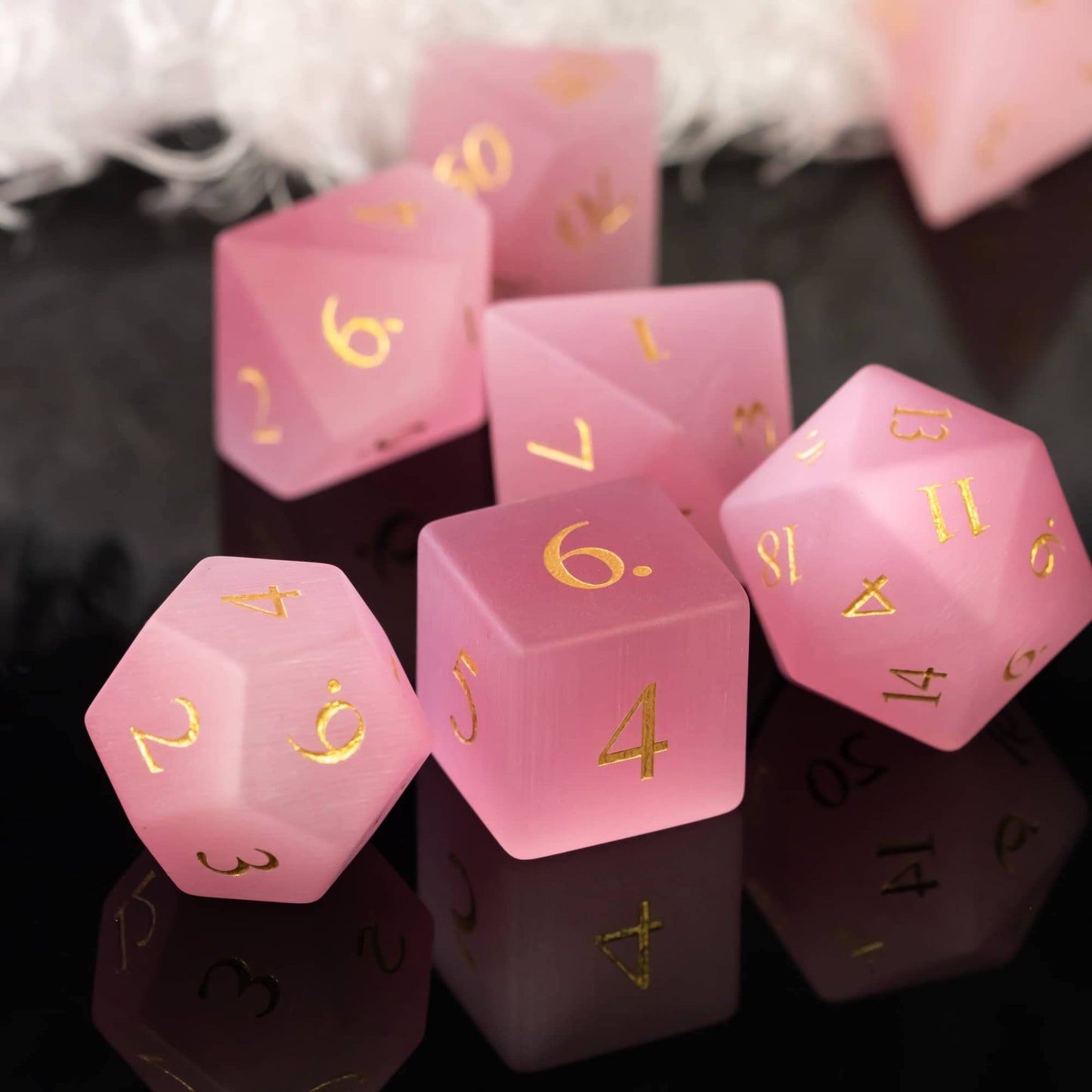 UDIXI Natural Gemstone Dice Set, 7PCS Crystal DND Dice for Dungeons and Dragons, Handmade Stone Dice for MTG Table Games(Pink Ca