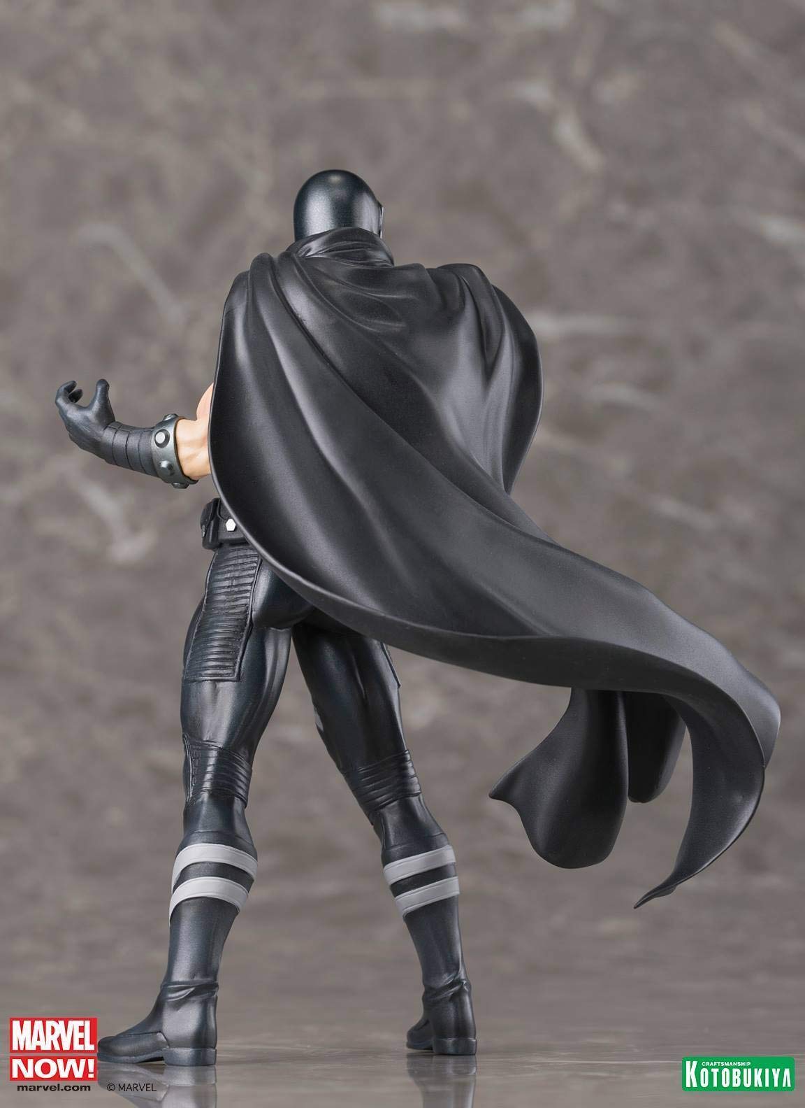 Kotobukiya Marvel Now: Magneto Artfx+ Statue, 8 Inches Black