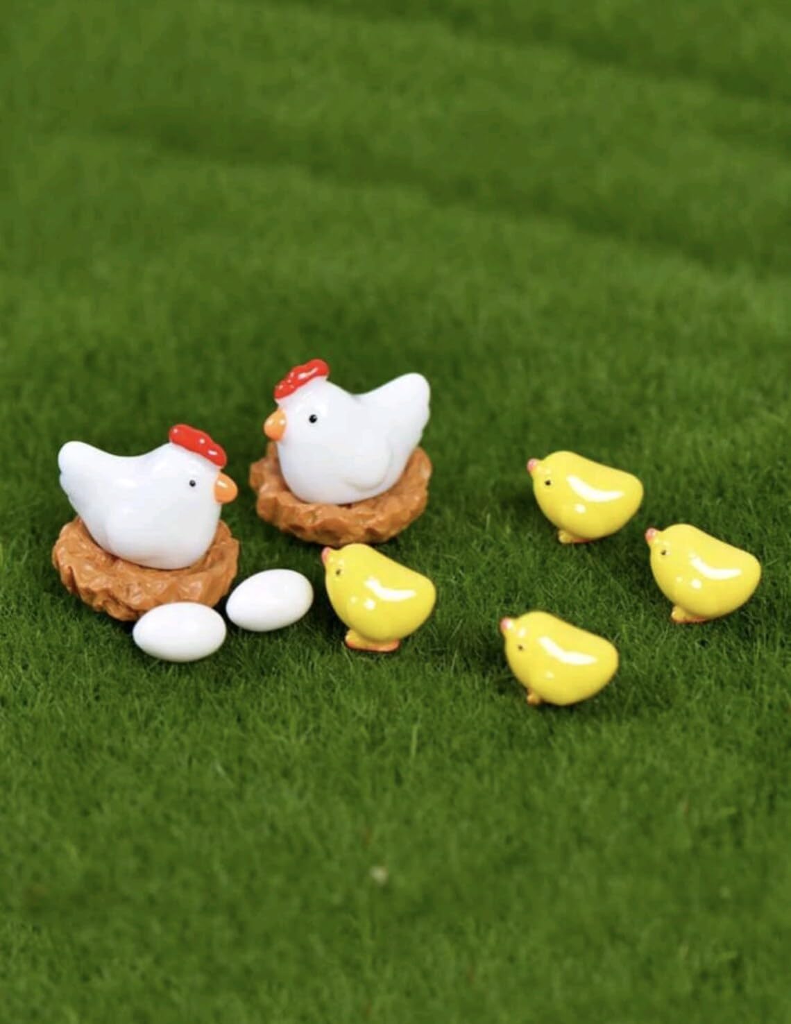 Mini Resin Tiny Hen Chick and Eggs, Dollhouse Miniature Tiny Hen Chick and Eggs, Terrarium Fairy Garden Dolls Toy, Mini Micro La
