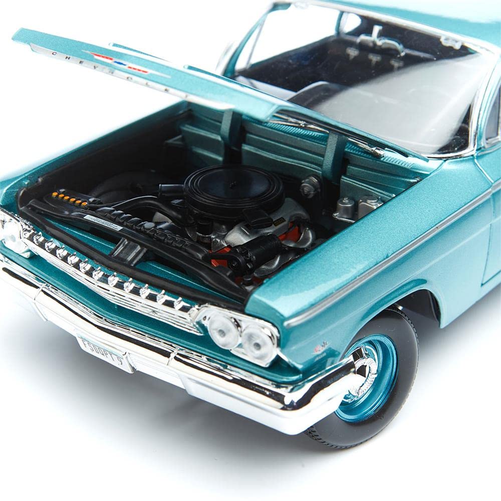 Maisto 1:18 Scale Diecast 1962 Chevy Bel Air Vehicle - Blue, Model 31641