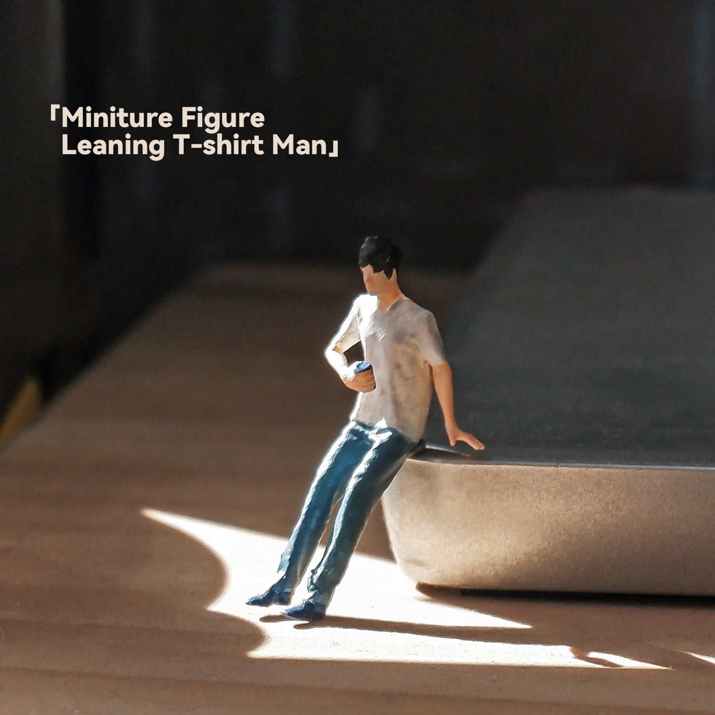 Kivcmds Painted Figure 1:64 Scale Mini Model Trains Architectural Plastic People Figures Leaning Man Figure Model,Suitable For M