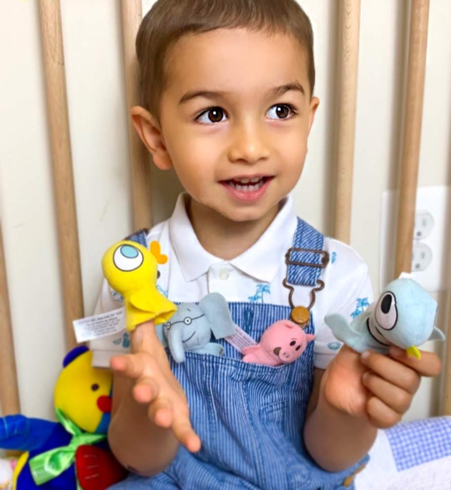 Yottoy Mo Willems Collection | The Pigeon & Duckling Set Of 2 Finger Puppets In Package